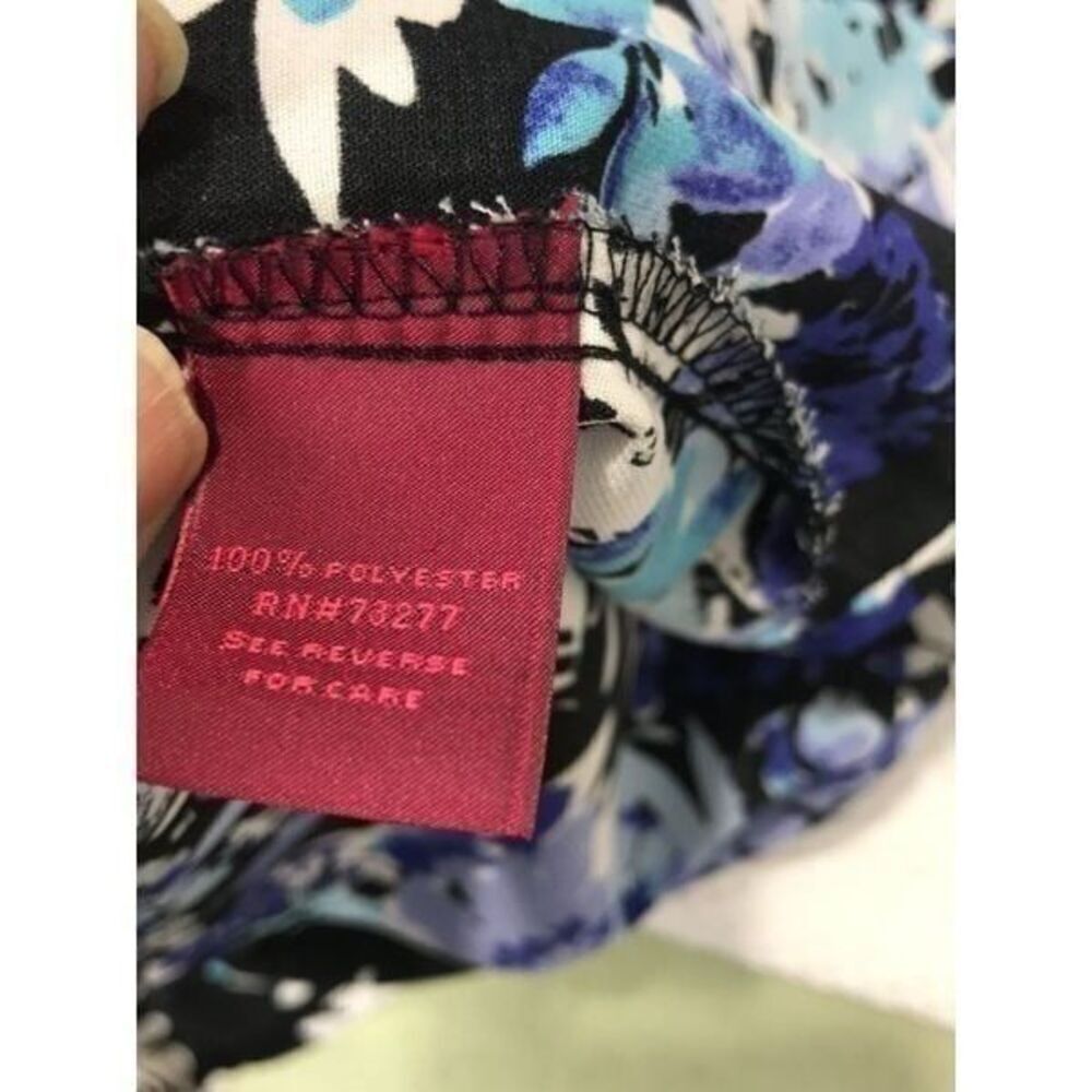 212 Collection Blouse size M….0492 - Picture 2 of 4